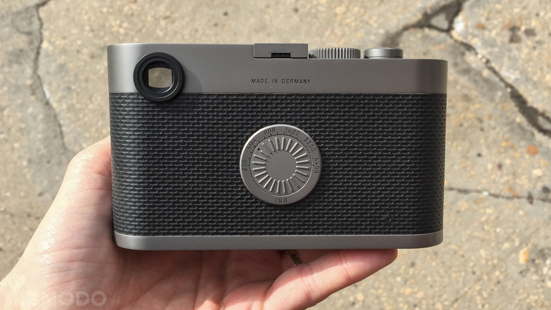 Illustration for article titled Shooting With Leica's Nutty No-Screen Camera Is Half Joy, Half Fantasy